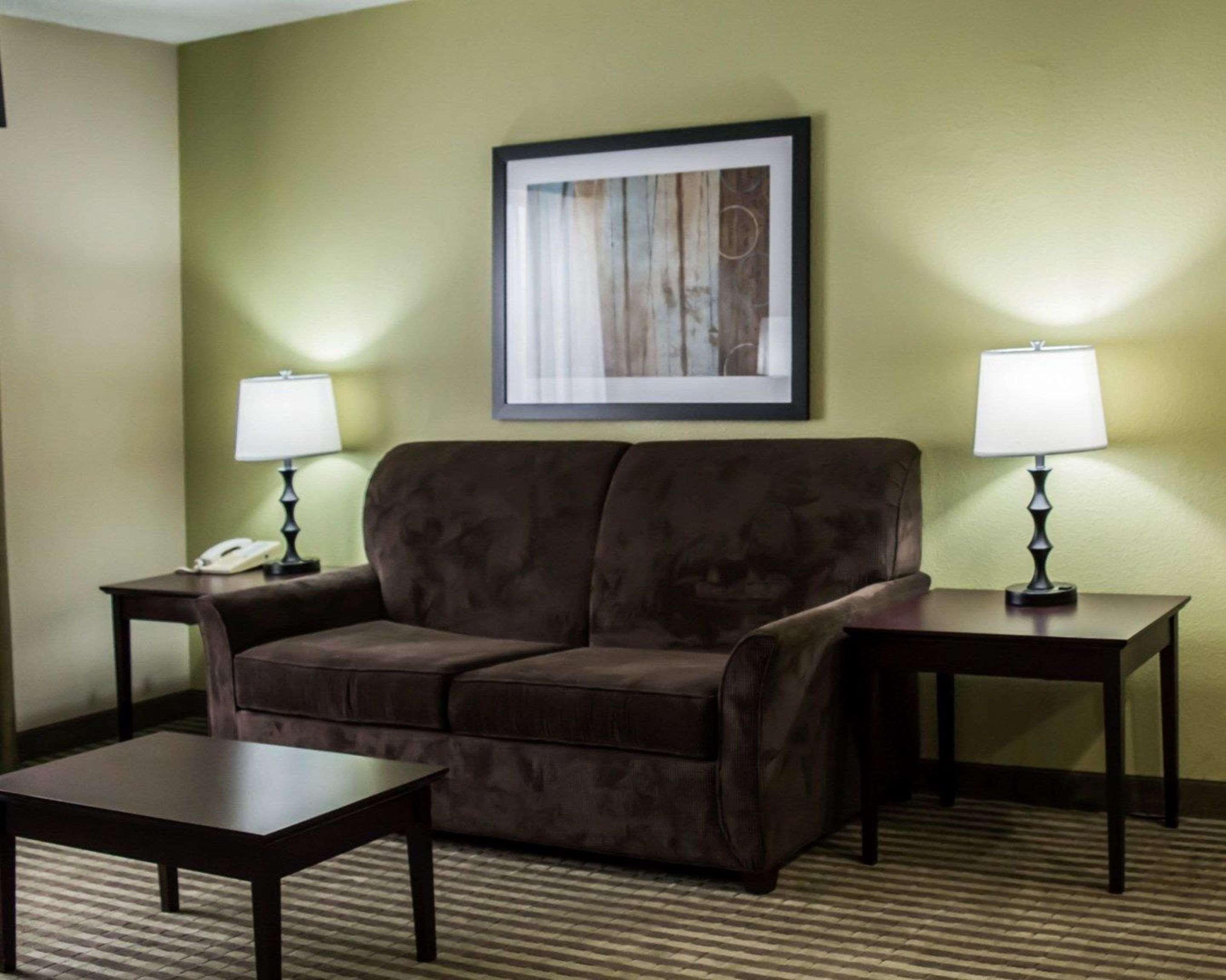 Comfort Inn & Suites St Pete - Clearwater International Airport Extérieur photo